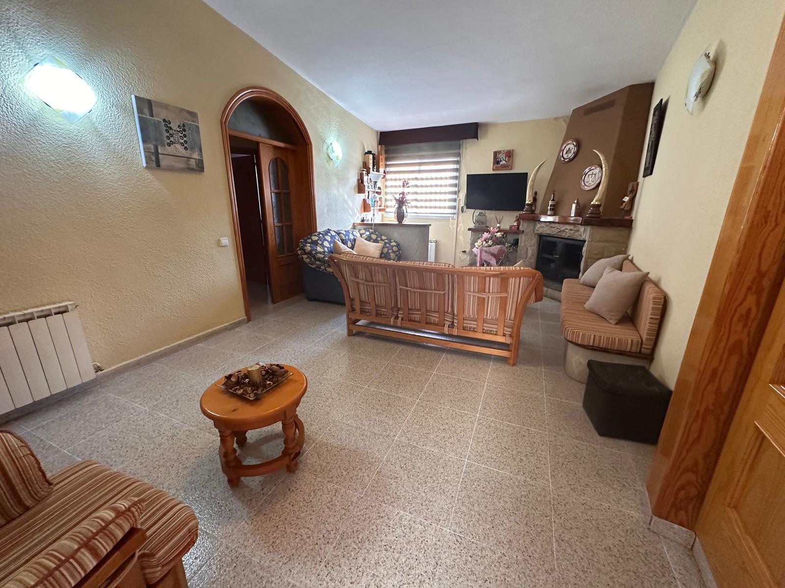 Miniatura 51 · CASA A LAS AFUERAS DE MALGRAT DE MAR.