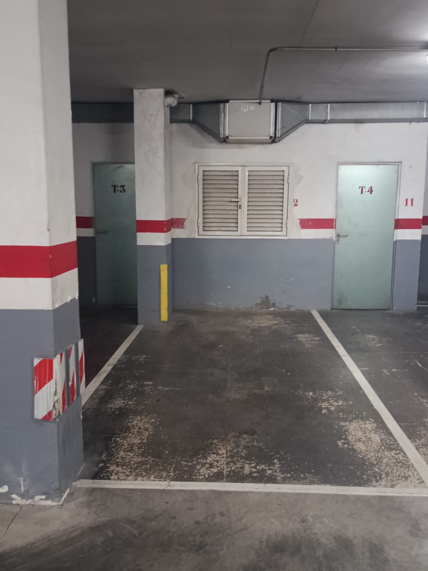 Parking en Nou Barris, Barcelona.